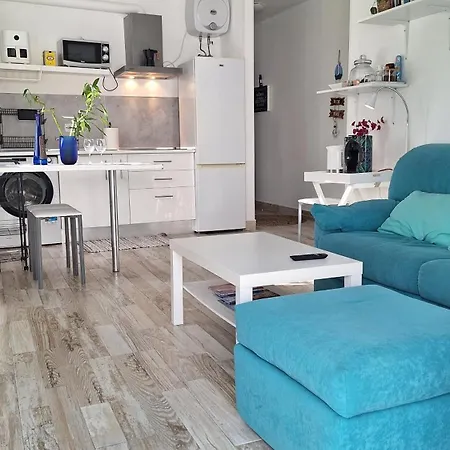 Lanza Ocean2 With A Pool And Near The Сasa de vacaciones *