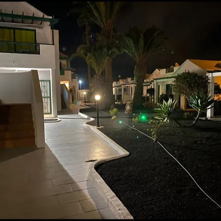 Lanza Ocean2 With A Pool And Near The Сasa de vacaciones